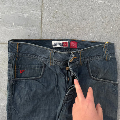 button fly quiksilver bootcuts - 34x33”