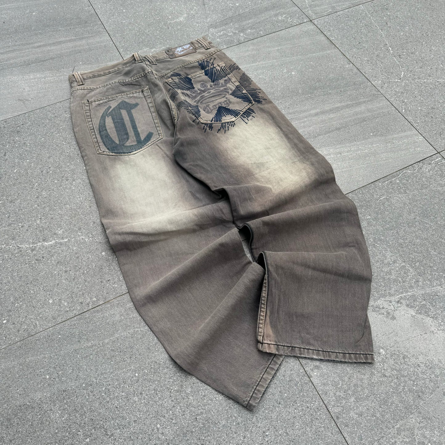 mudwash coogi stars - 34x30”