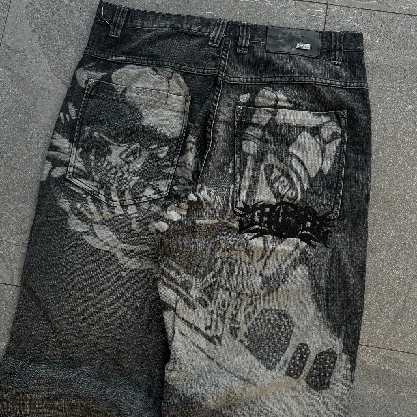 grail tribals. GRAILS. 38x34”