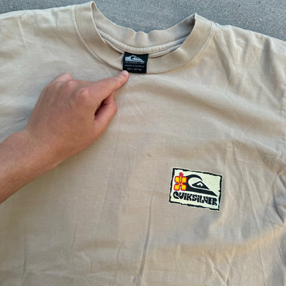 quiksilver tee - M