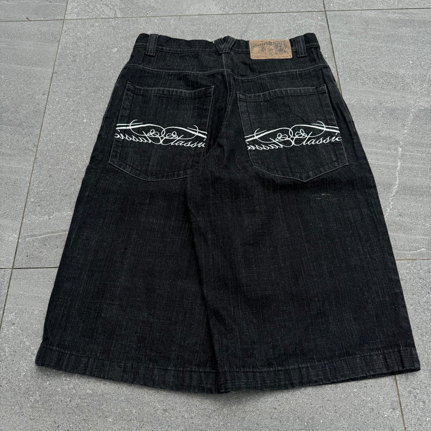 longggg southpole jorts - 32”