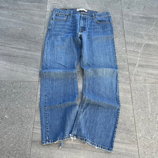 levi 527 low bootcuts - 34x30”