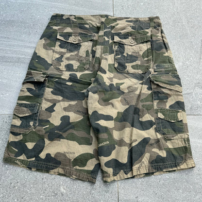 jacks camo shorts - 36”