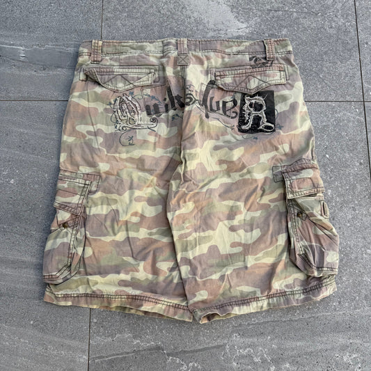 backhit quiksilver camos - 36x13”