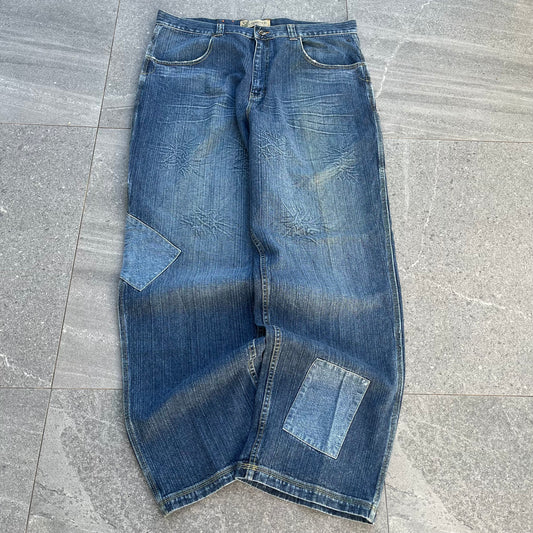 varcity new york patchwork jeans - 40x34”