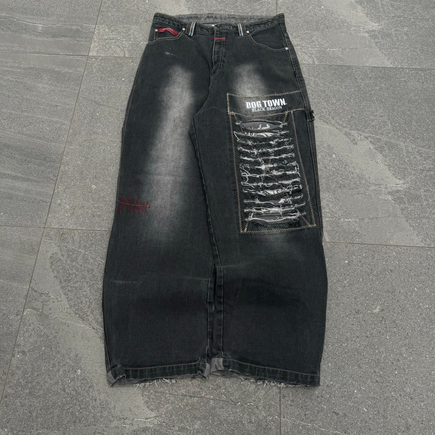 crazy dogtown jeans - 34x32”