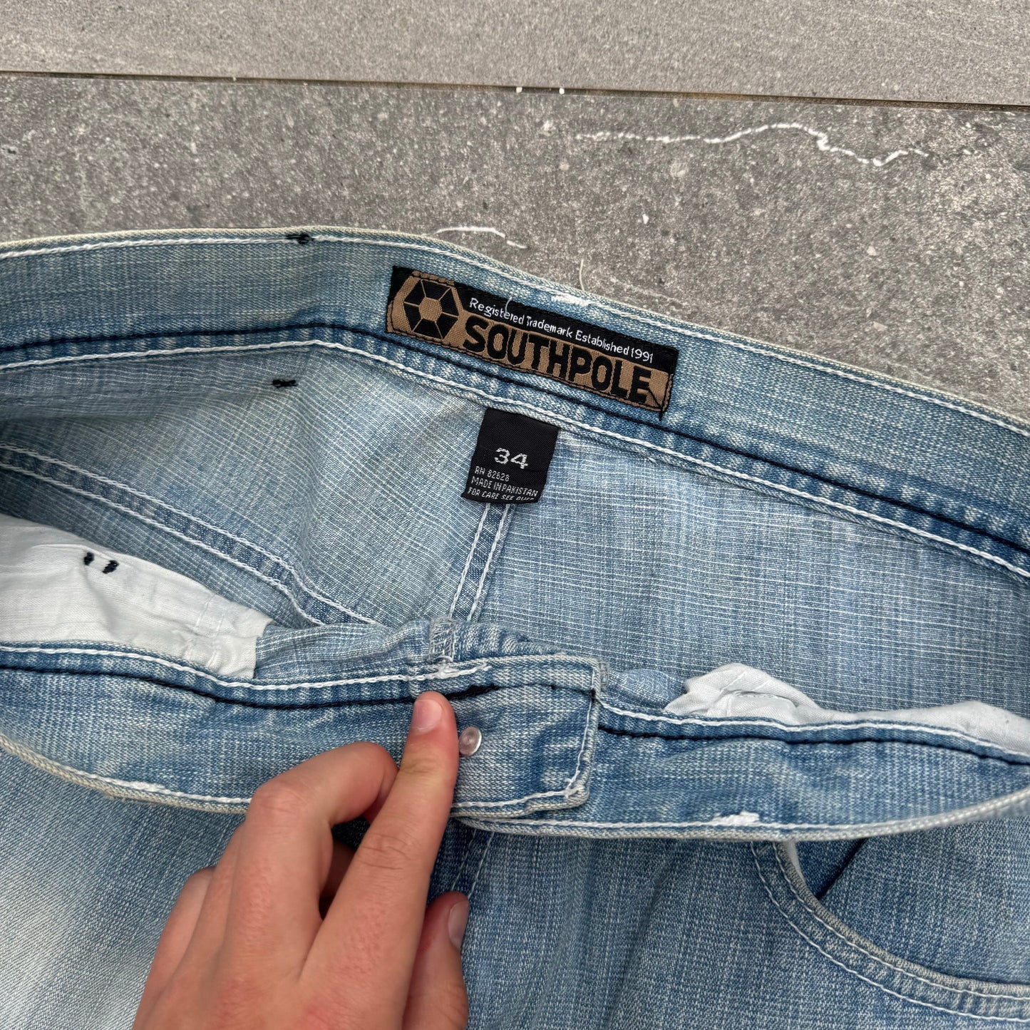 insanely beautiful southpole wash jorts - 34x13.5”