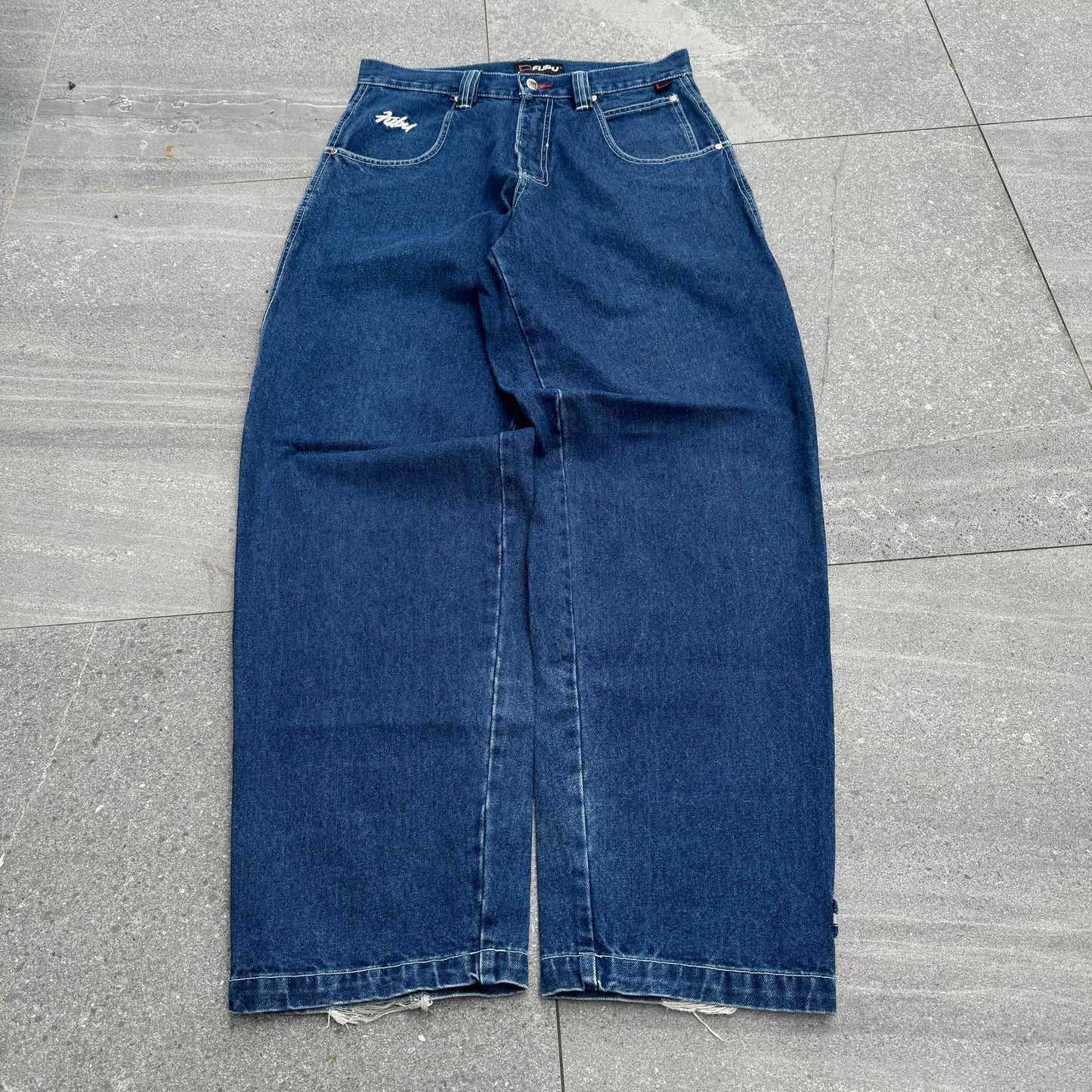 fubu jeans - 34x33”