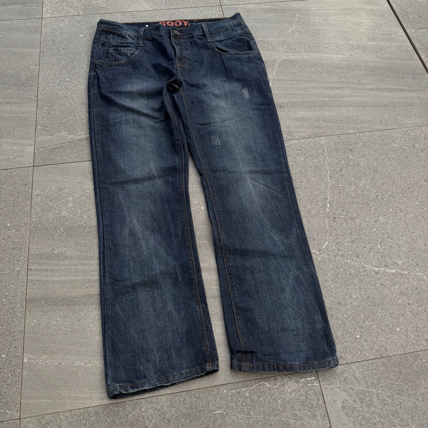 2000s bootcut faders - 38x33”