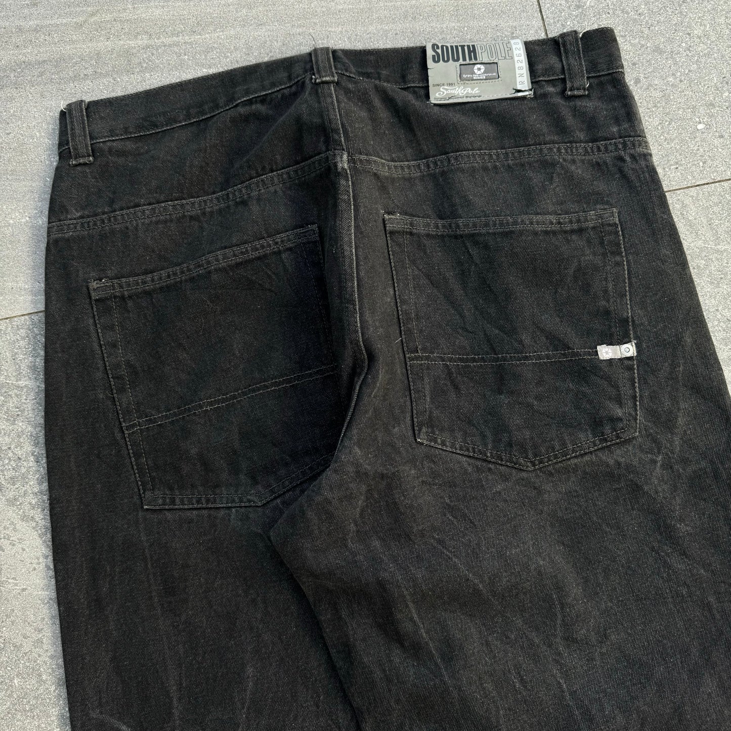 southpole jeans - 38x33”