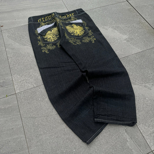 grail crown holder 38x32”