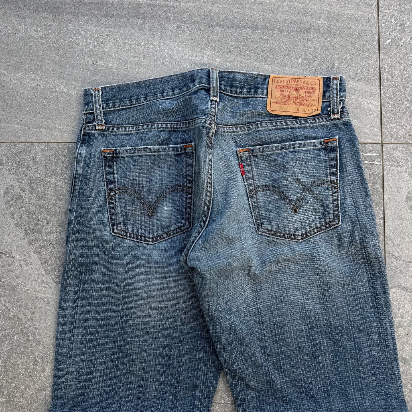 levi’s 527 bootcuts - 31x33”