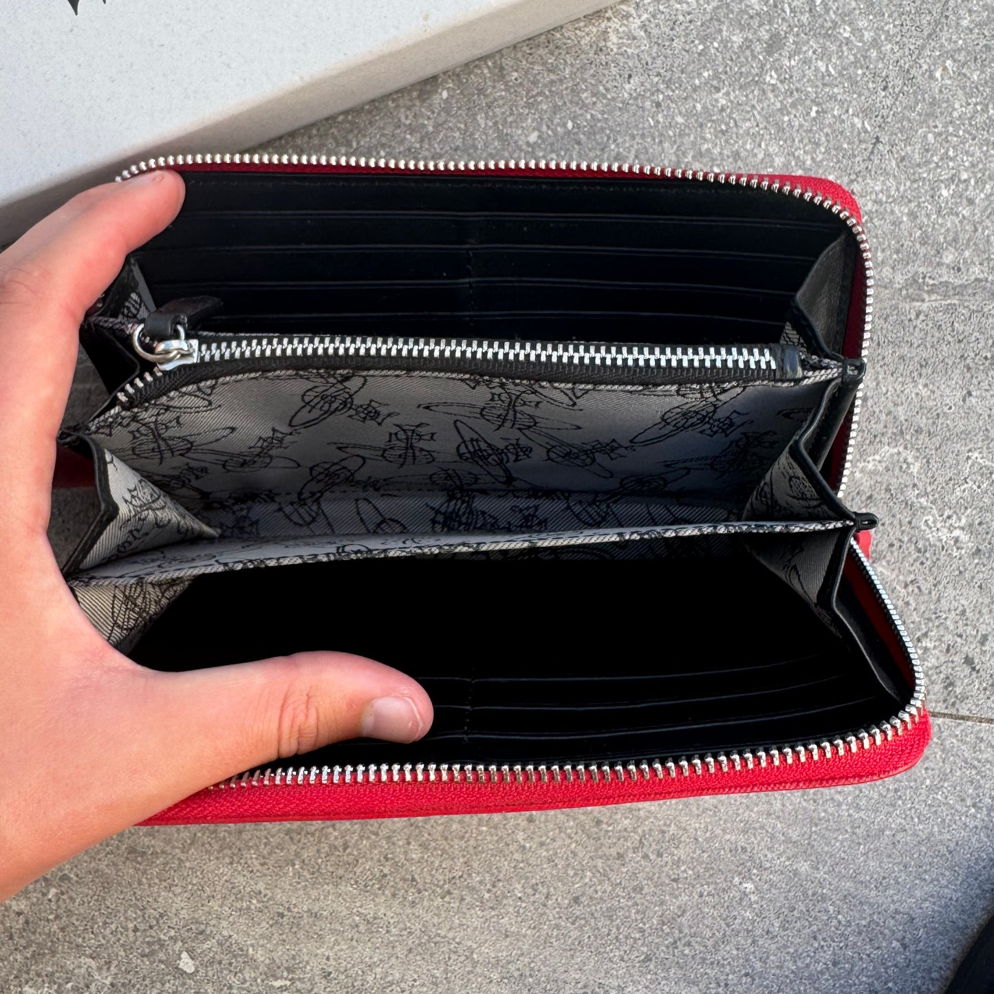 immaculate vivienne westwood orb purse