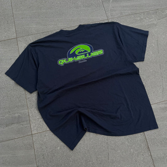 TS SO TUFFFFF - quiksilver size XL