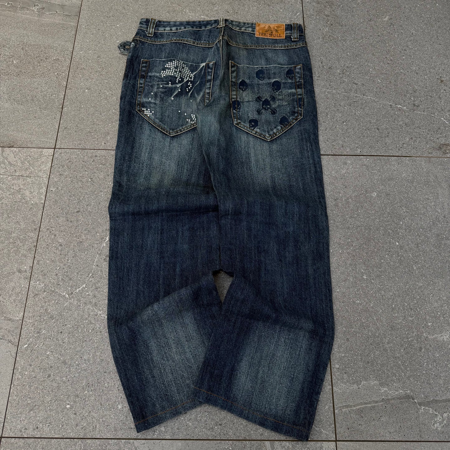 teamfull skull bootcuts - 34x29”
