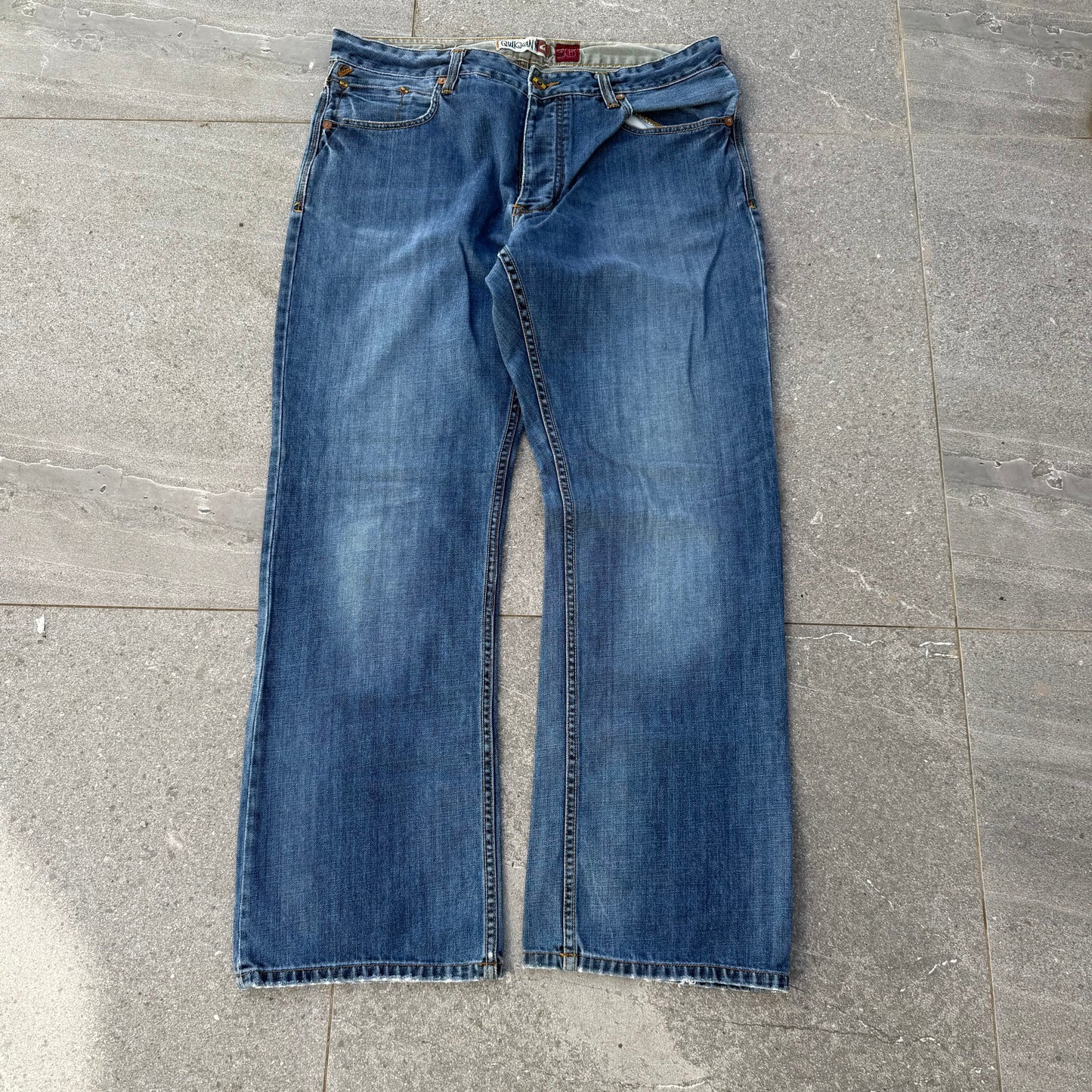 button fly quiksilver bootcuts (goated wash) - 36x33”