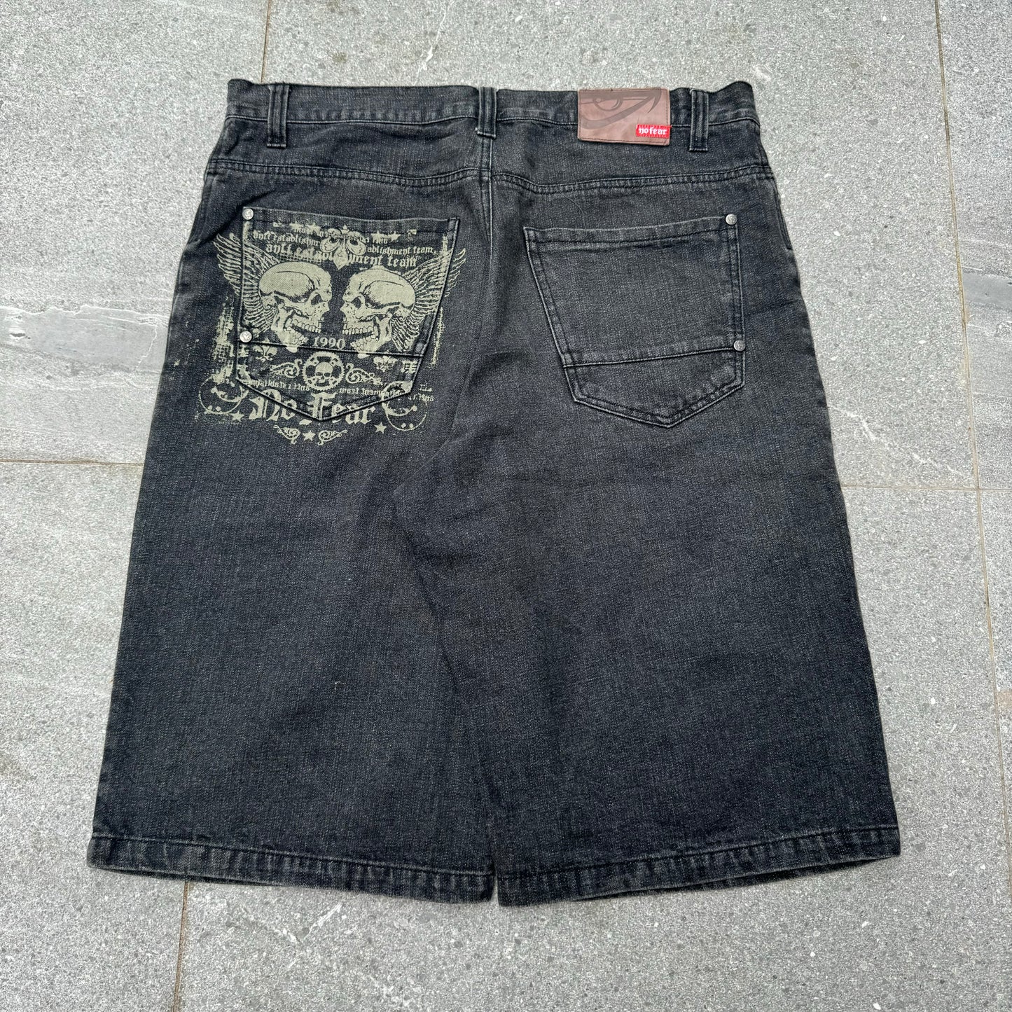 gangsta nofear shorts - 36x13.5”