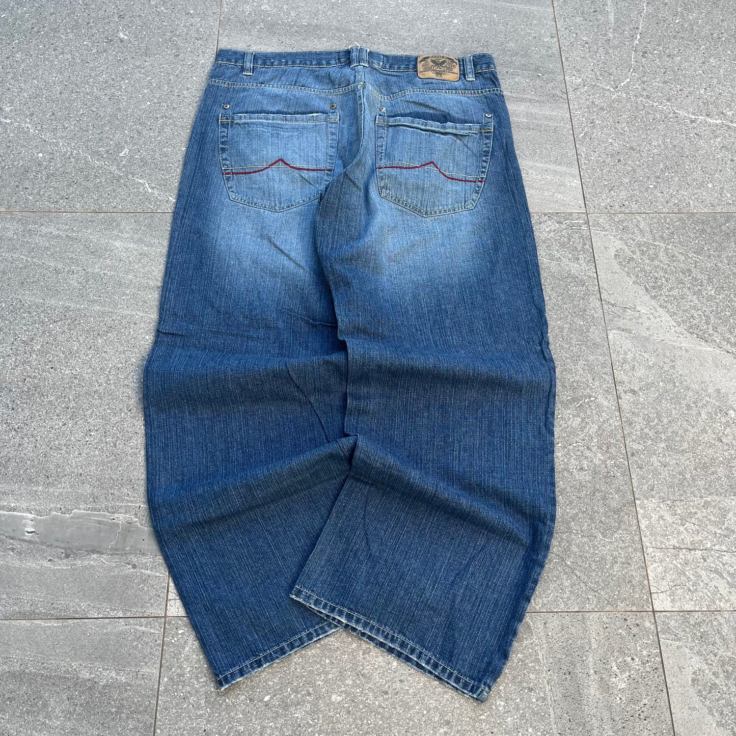 avirex baggies - 37x31”