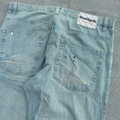 beautiful lightwash southpoles - 38x32”