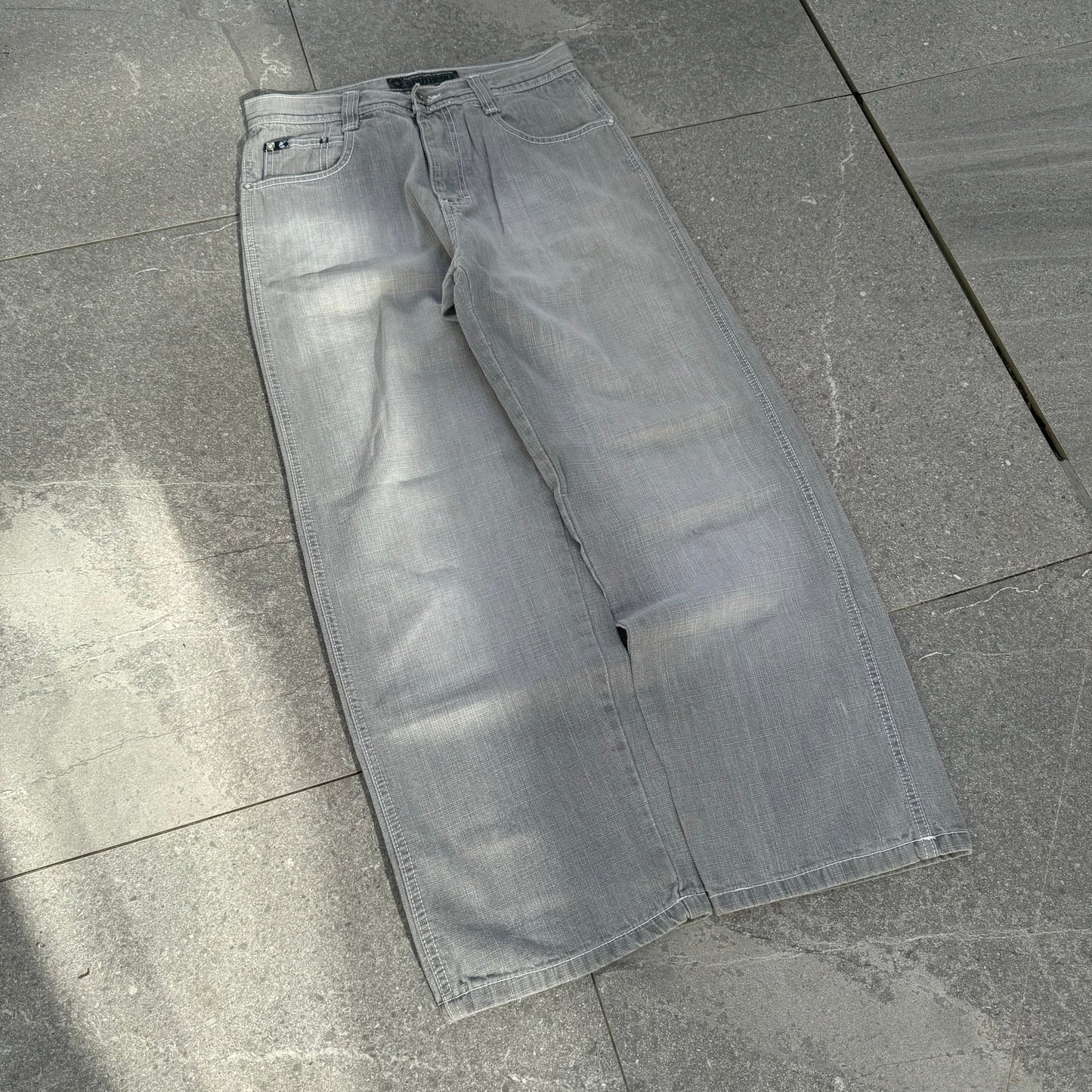 jesse pinkman southpoles - 29x28”