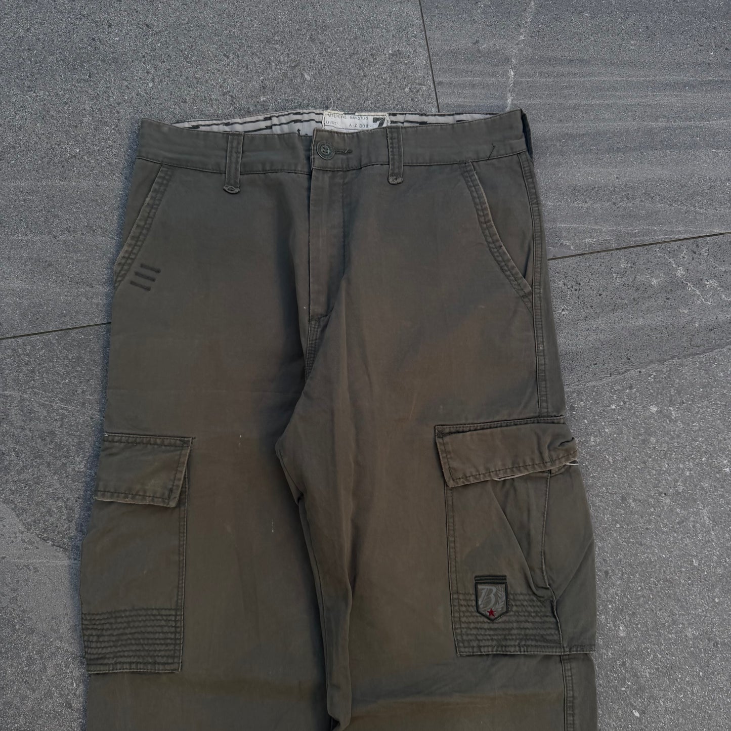beautiful billabong army cargos ✌️ - 34x31”