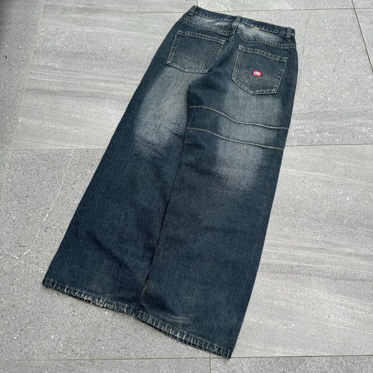 ecko jeans - 32x32”