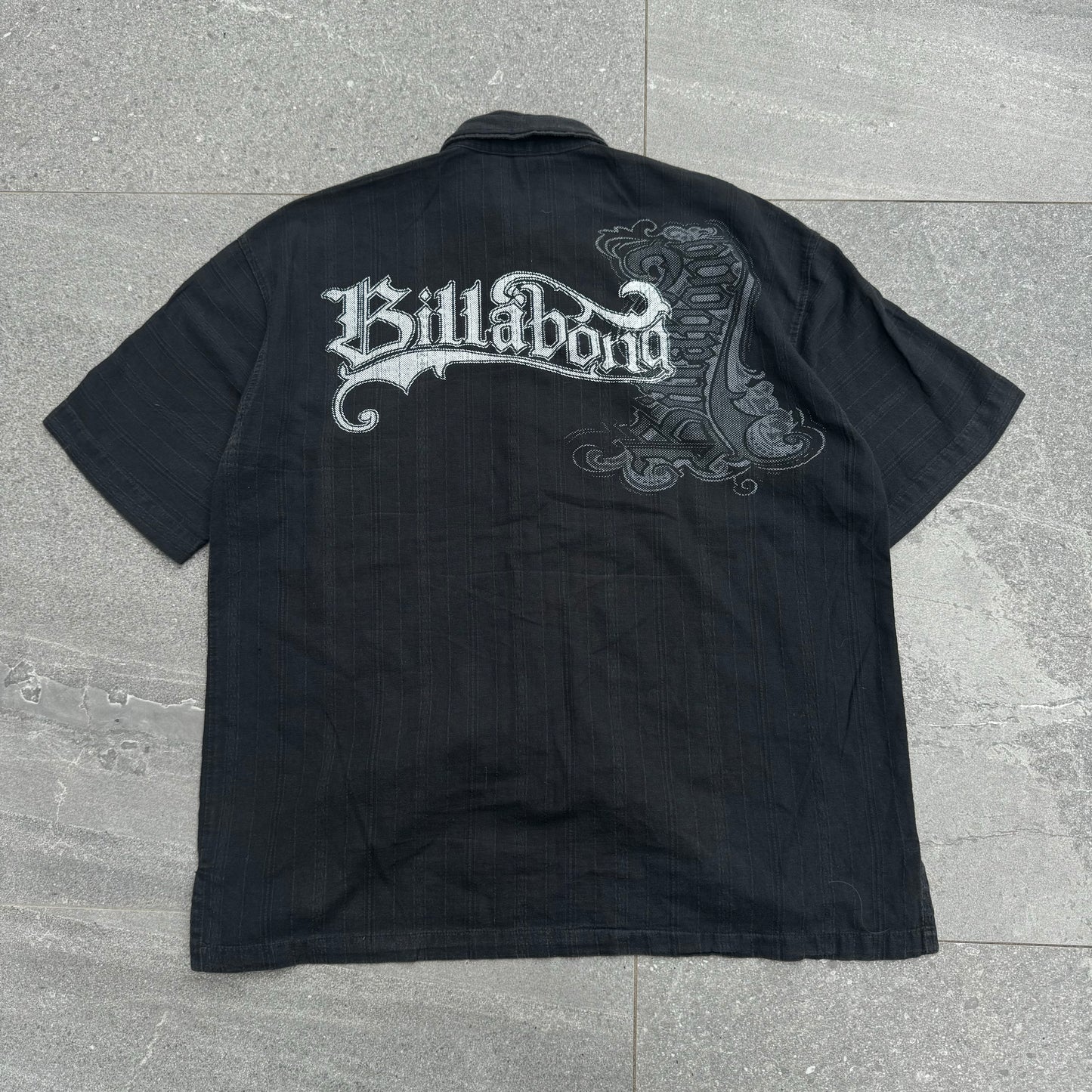 boxy billabong shirt - M