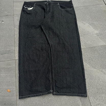 size 50 jeans ☠️☠️☠️ 50x33”