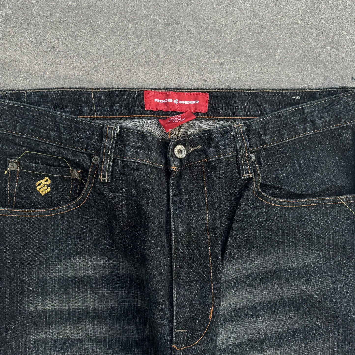 most beautiful rocawear jeans - 36x33”