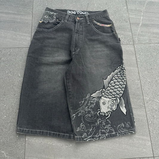 goat dogtowns - 32x15.5”