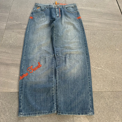 akademiks w a gangsta fade - 36x32”