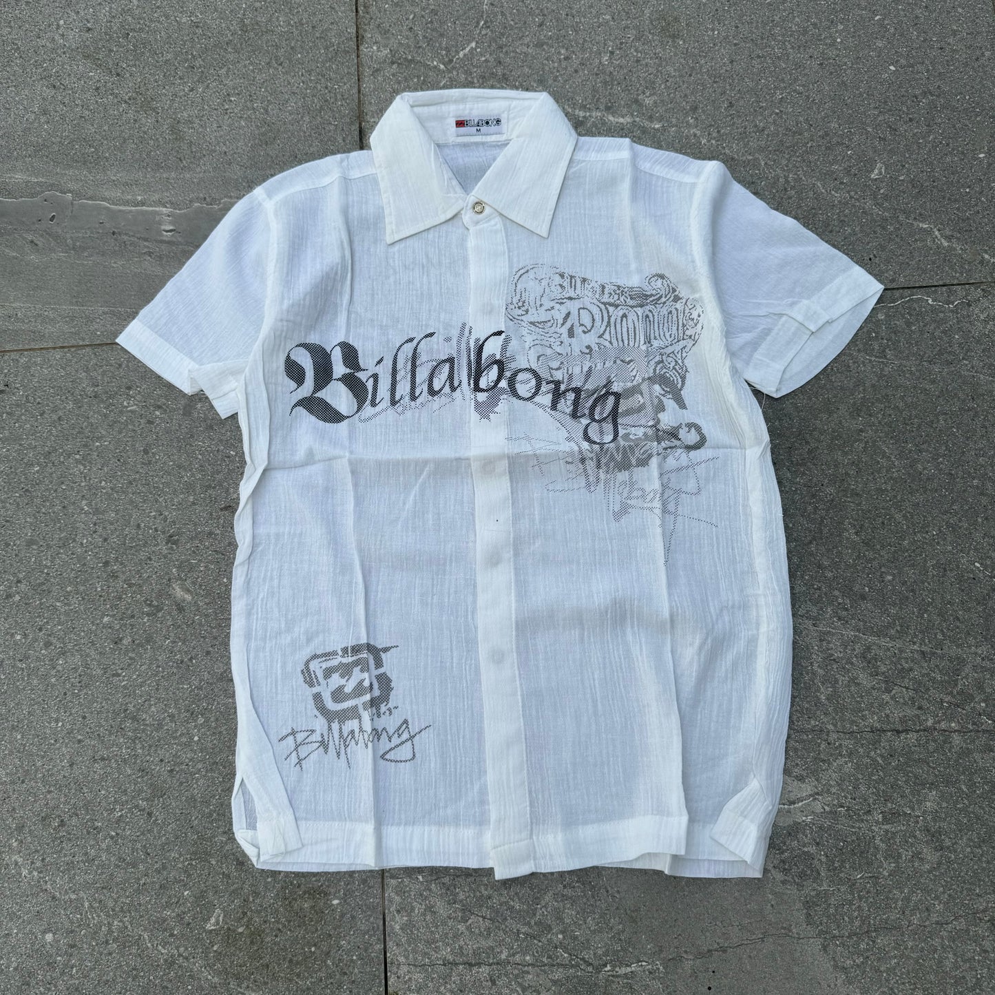 summer staple billabong shirt - medium