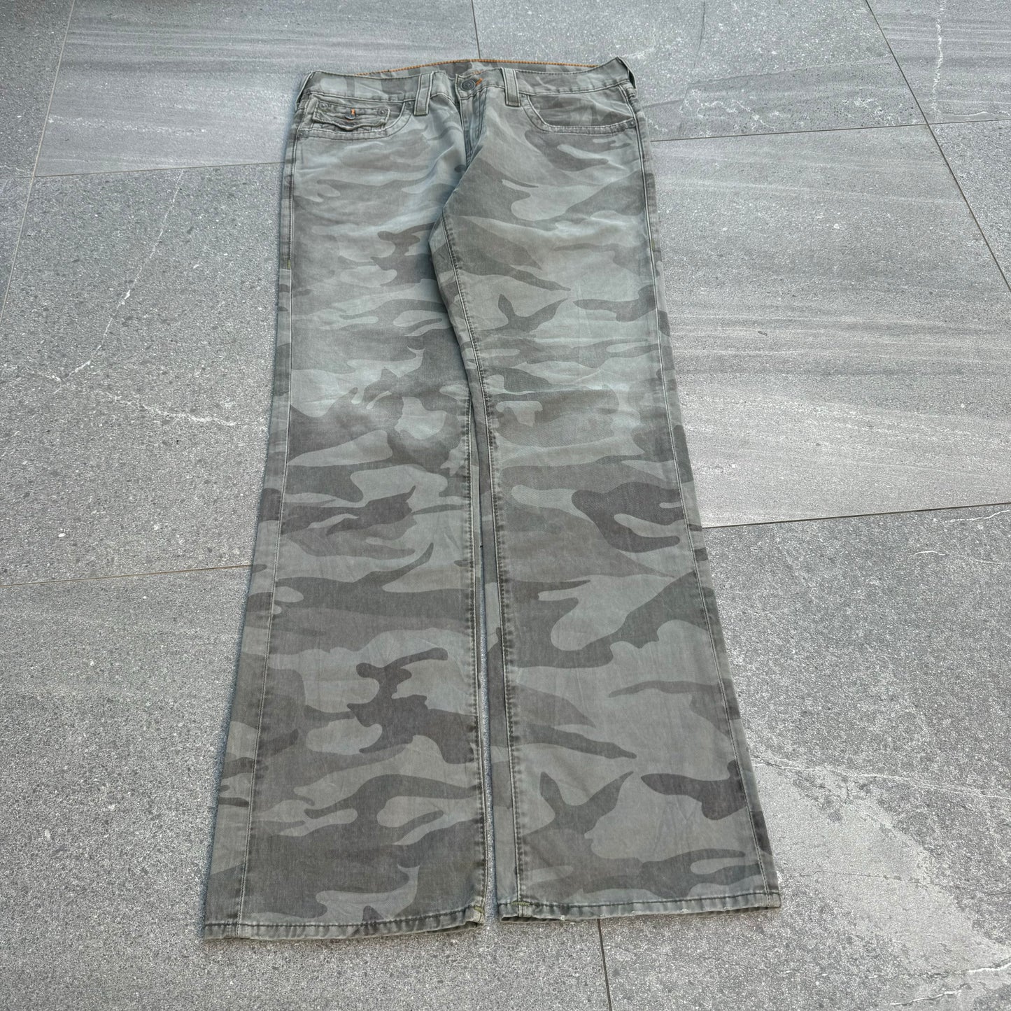 grail grail grail camo trueys - 36x34”