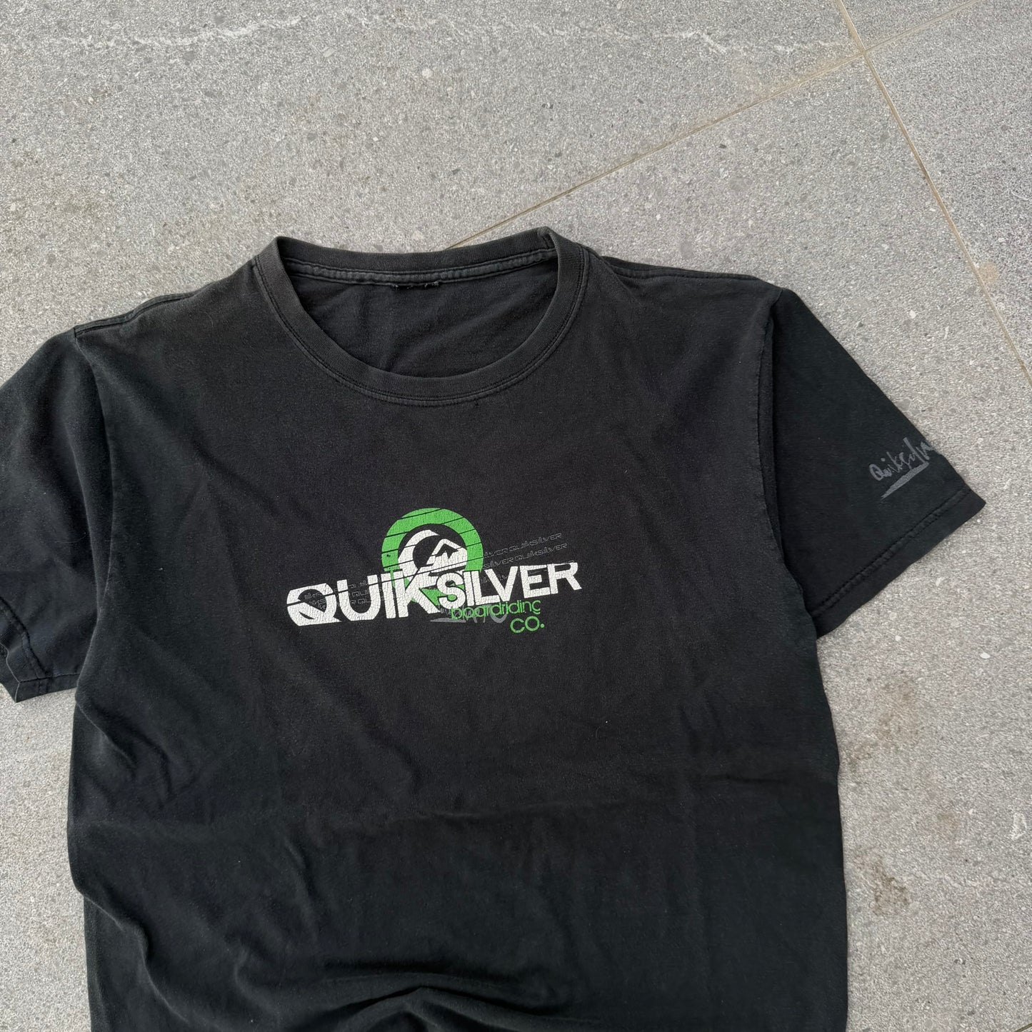 nice quikky tee - M