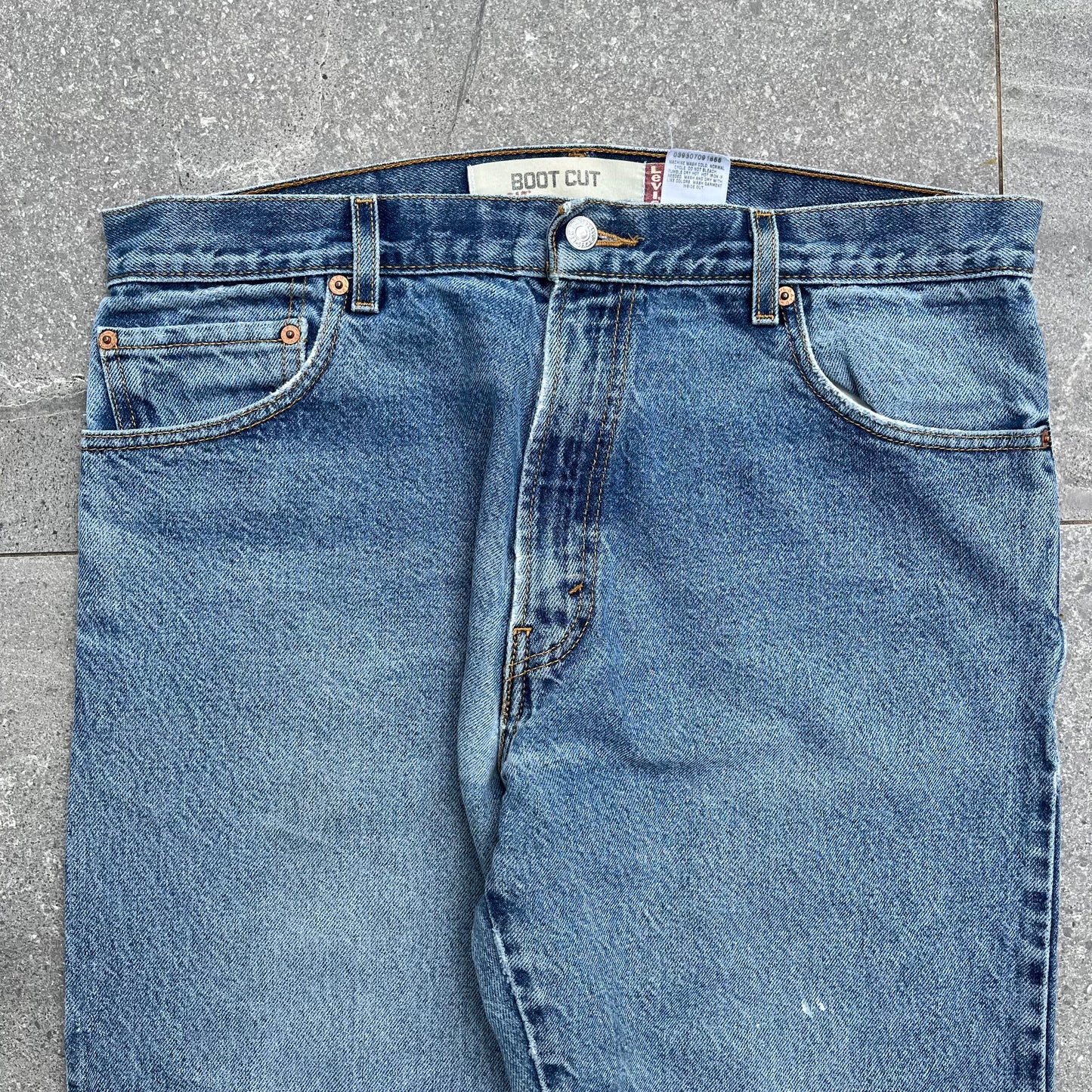 beautifulll 517 levi bootcuts - 36x32”