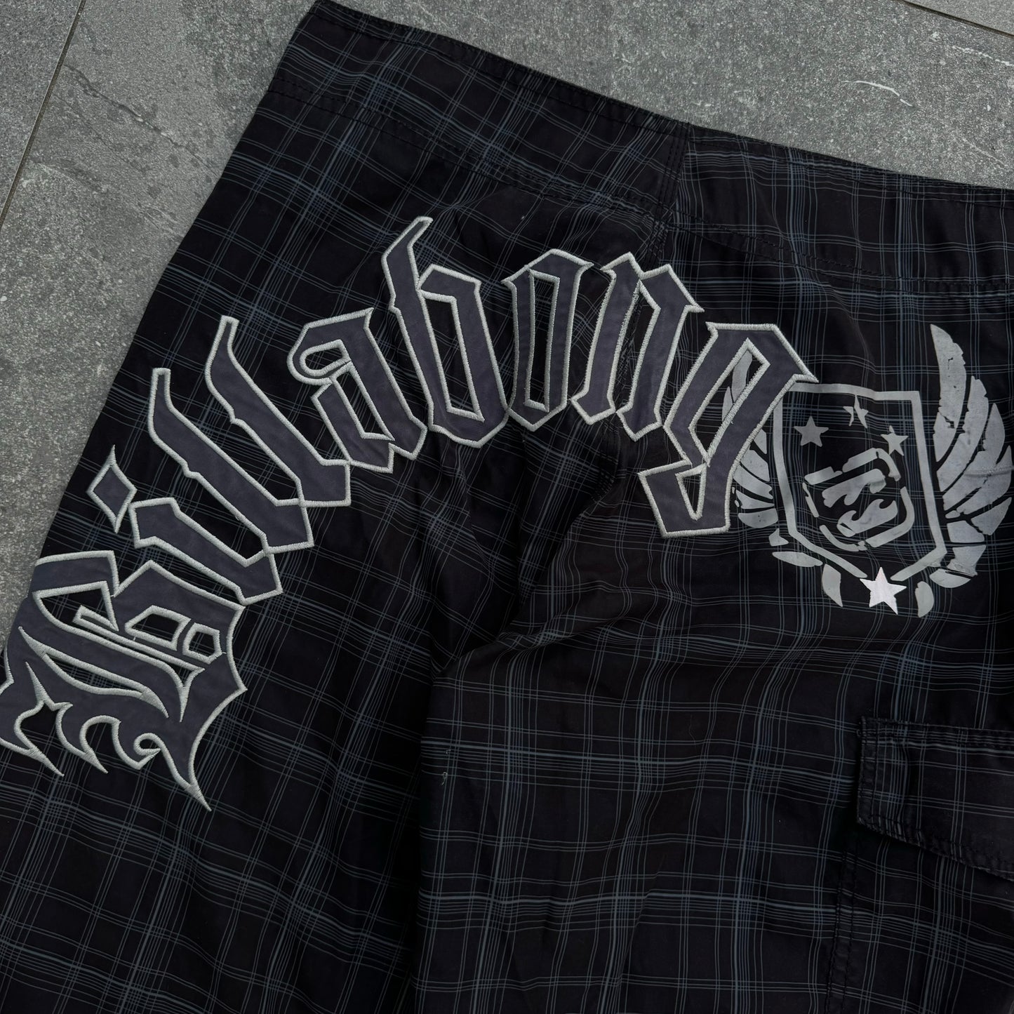 billabong boardies - 31x12”