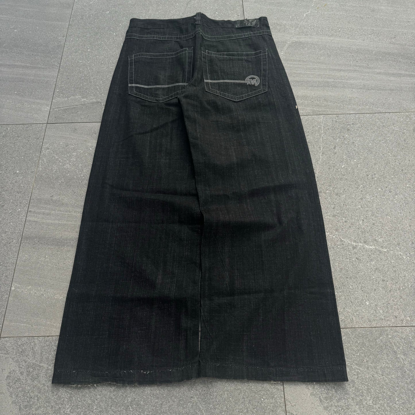 READ DESCRIPTION (THESE R INSANE) - 36x32”