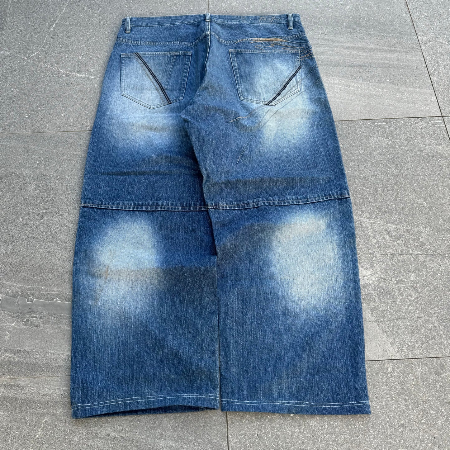 phat farms - 40x31”