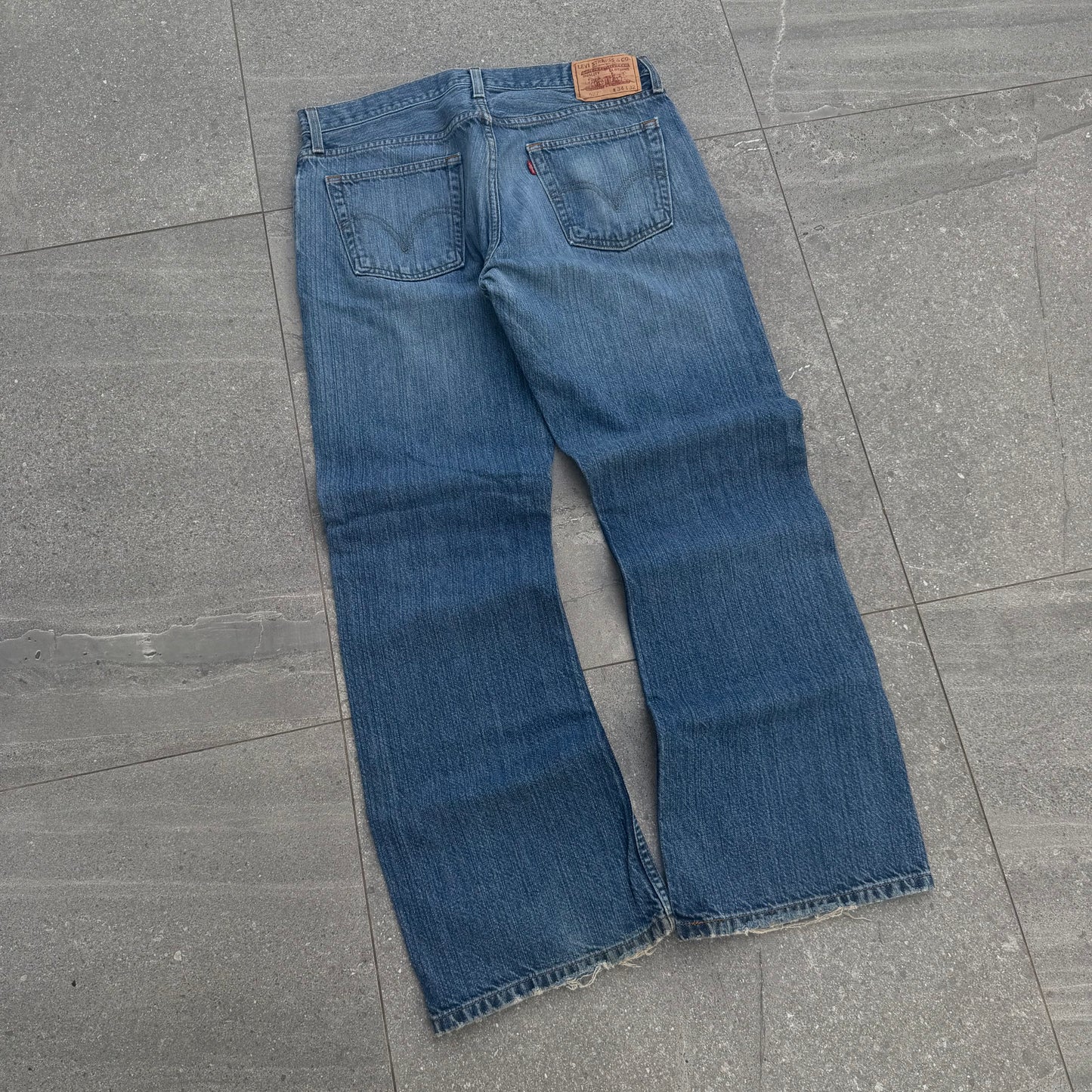 wash on these 527 bootcuts is gas - 34x32”