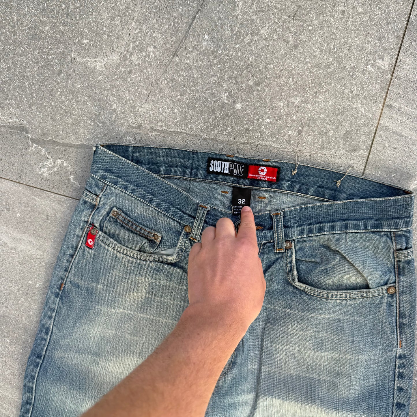 ik the heel bite is fucked but these fit real nice.  southpole bootcuts - 33x3
