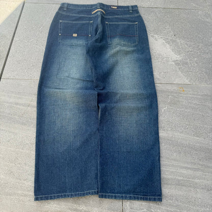 fat enyce jeanuks - 38x33”