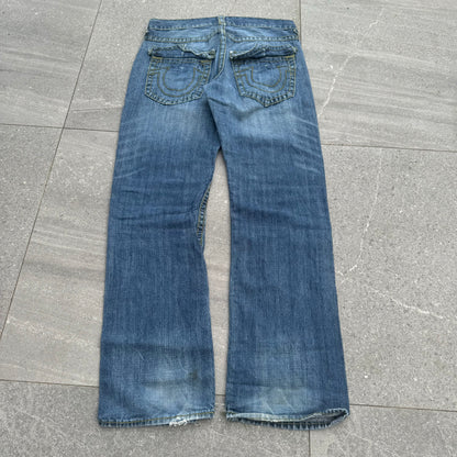 greeen fn stitch trueys - 33x32”