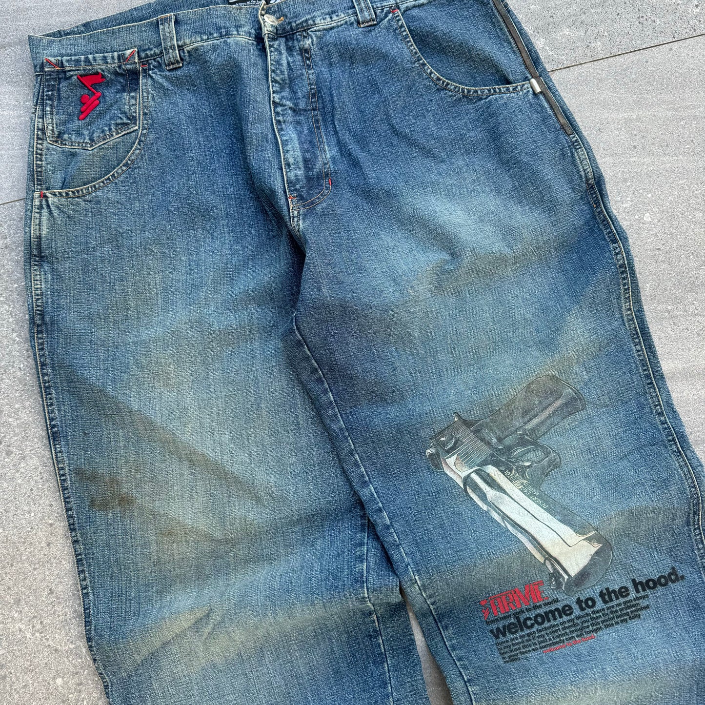 welcome2thehood UZIIIII / DESERT EAGLE JEAAAANS - 40x34”