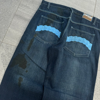 huge evolution jeans - 40x32”