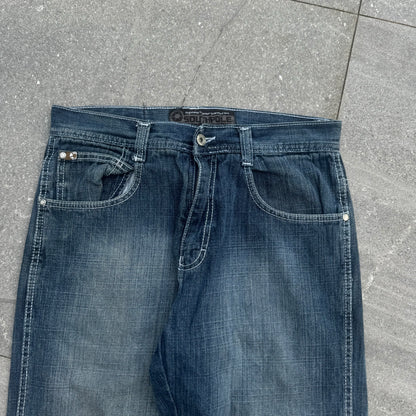 classic southpoles - 33x31”