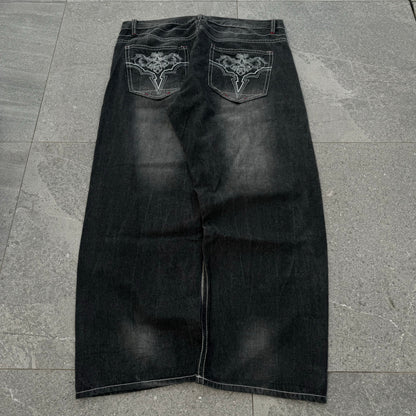 huge avirex jeans - 42x33”