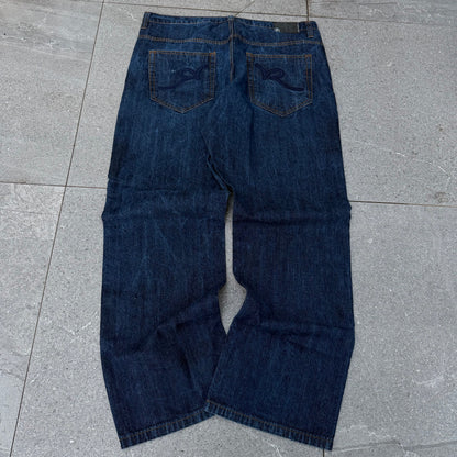 tidy lil rocawear pair - 38x34”