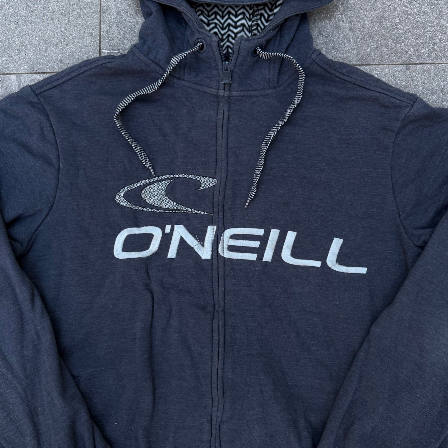 o’neill embroidered zipup - L