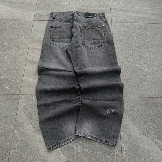 fuck these r so clean. first person to send me a video of them doing 10 pushups gets a $20 voucher - 34x31”