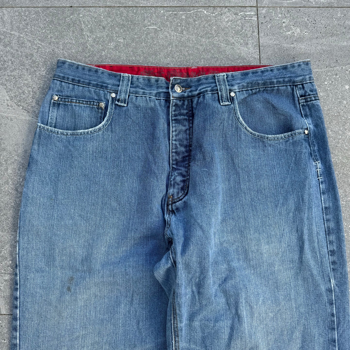 beautiful embroidered crown holders - 40x32”